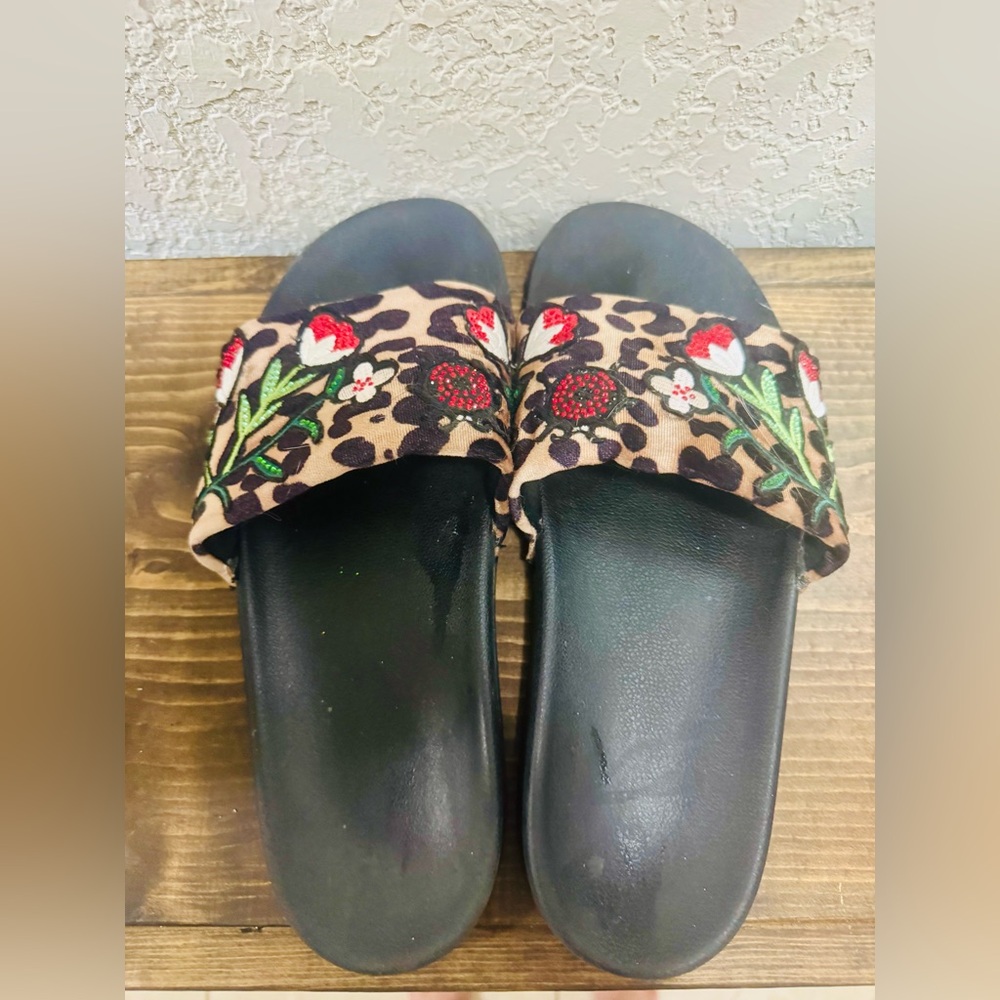Floral Embroidered Slide Sandals - Black and Brown
